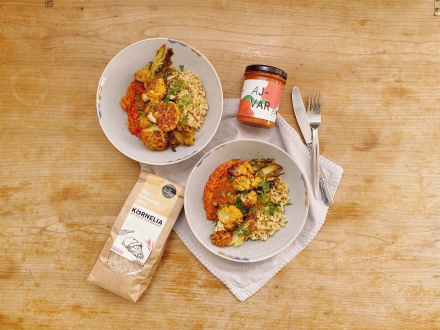 Karfiol mit Einkornreis und BioBalkan Ajvar