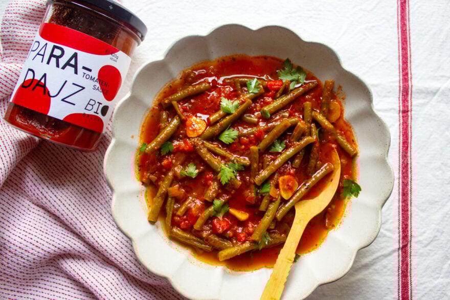Boranija mit Paradajz, einer fruchtigen Tomatensauce, von BioBalkan