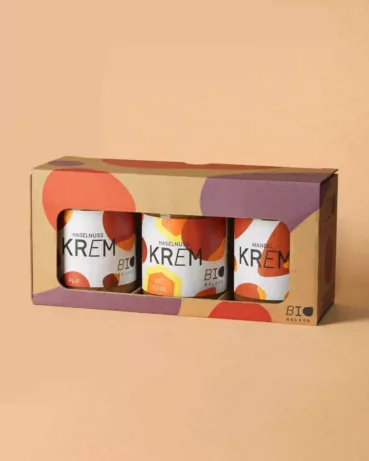 BioTrio von BioBalkan mit Bio-Aufstrichen aus Haselnüssen und Mandeln