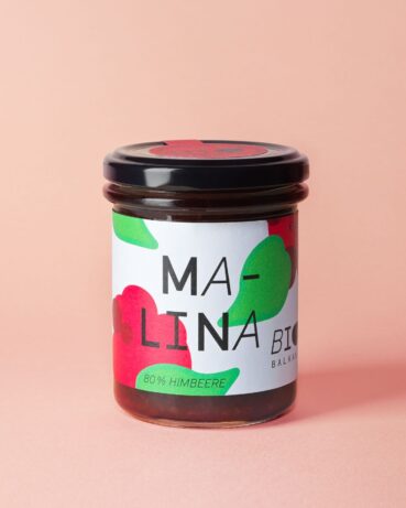 Bio Malina, ein Fruchtaufstrich aus Himbeeren, im 230 Gramm Glas von BioBalkan
