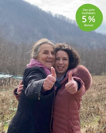 Slobodanka und Biljana machen Stimmung für das gute Guthaben, 1