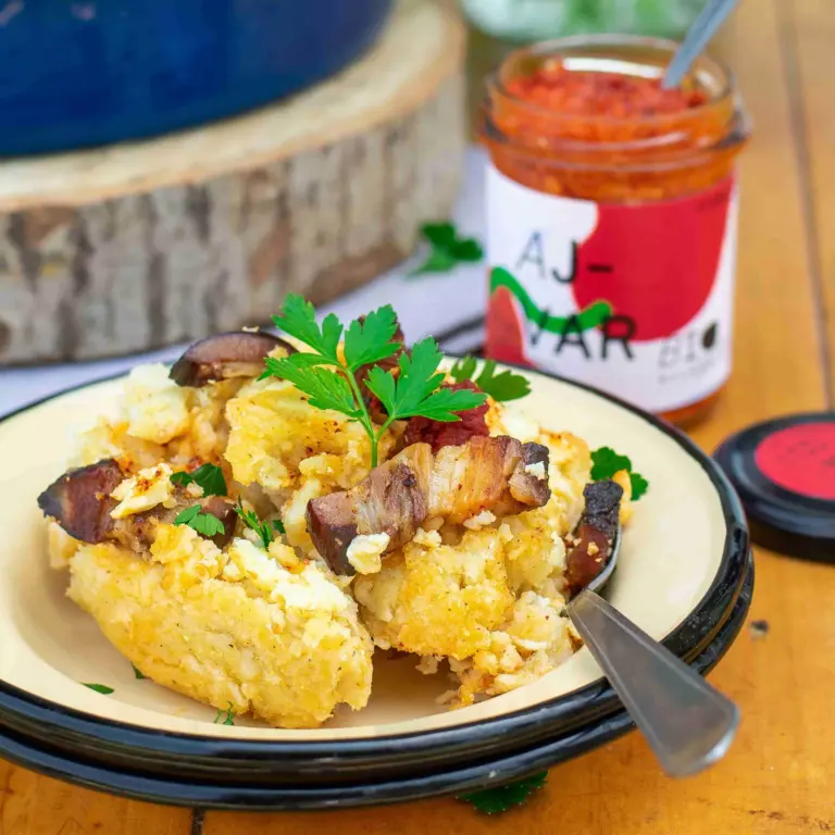 Kacamak, die Balkan Comfort Food mit Zutaten von BioBalkan